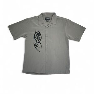 No Boundaries Y2K Gray Men's Shirt with Black Tribal Design
